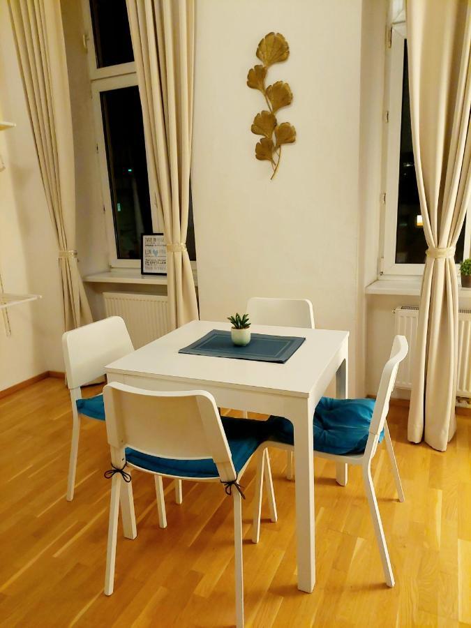 Cozy Vienna City Apartment 40M2 In Central & Beautiful Family Area Right At Subway & Park エクステリア 写真